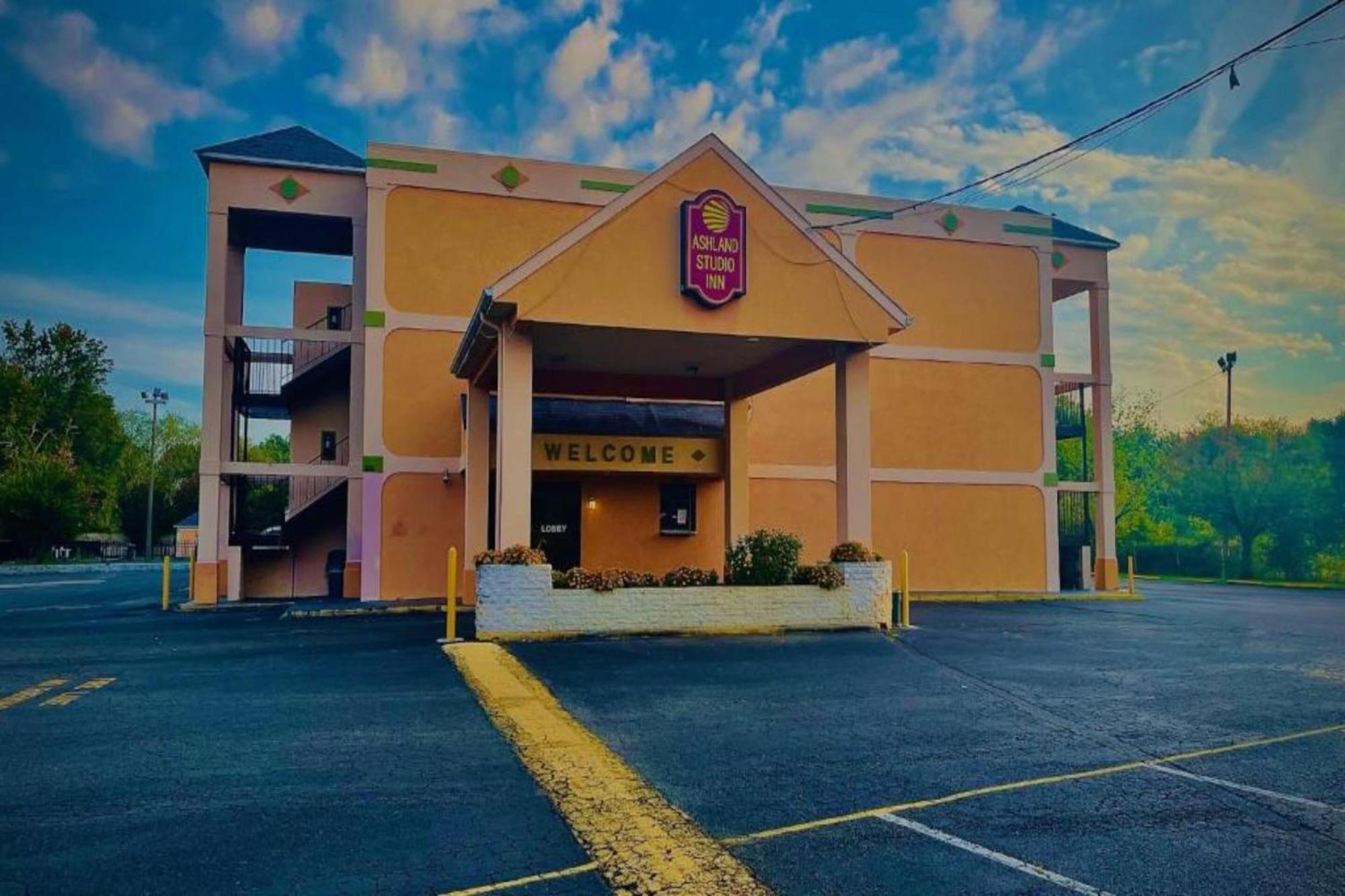 Ashland Studio Inn Richmond North Near Kings Dominion -Listing Partner Екстер'єр фото